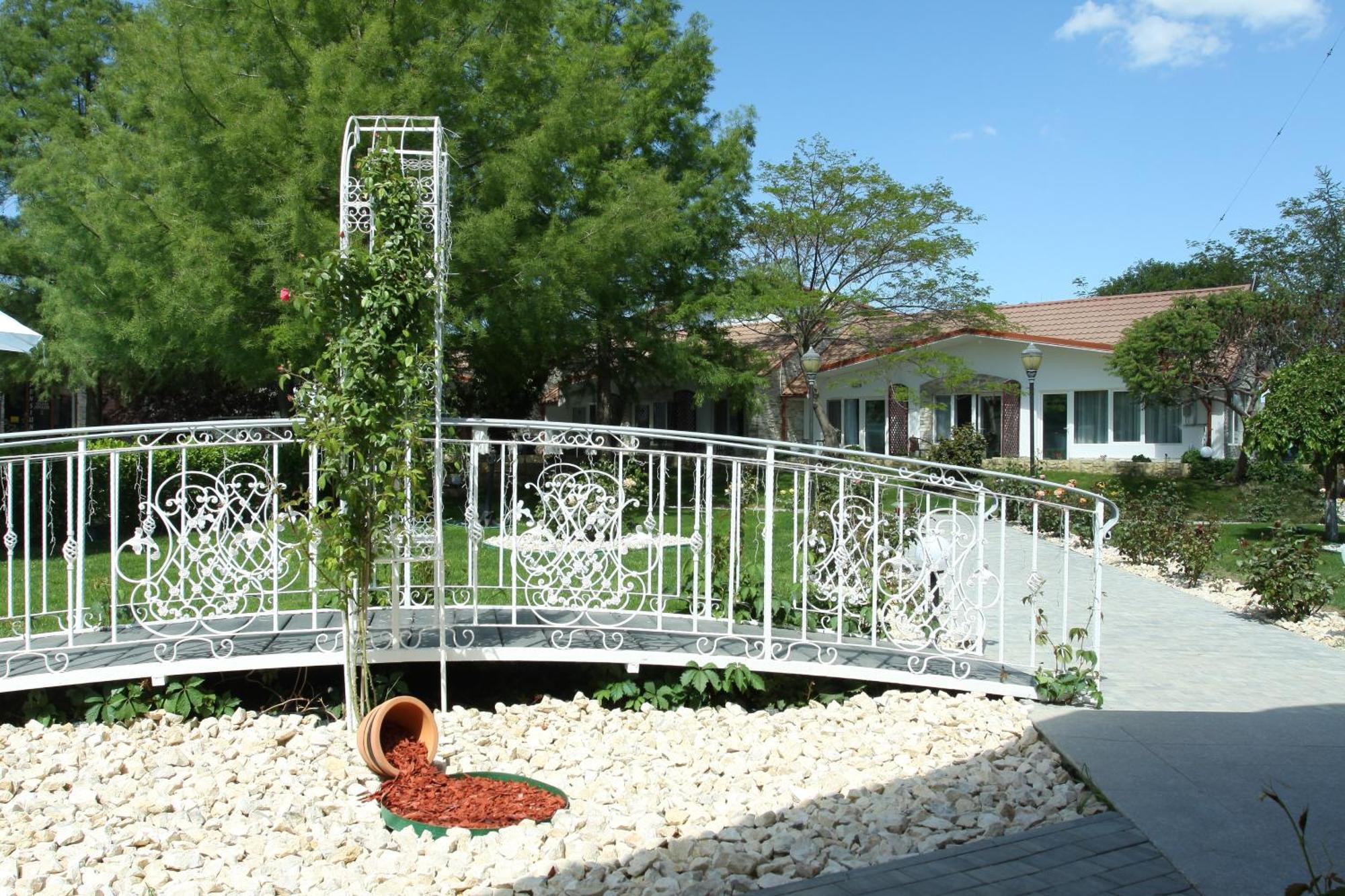 Steaua Apelor Family Resort Nufaru Esterno foto