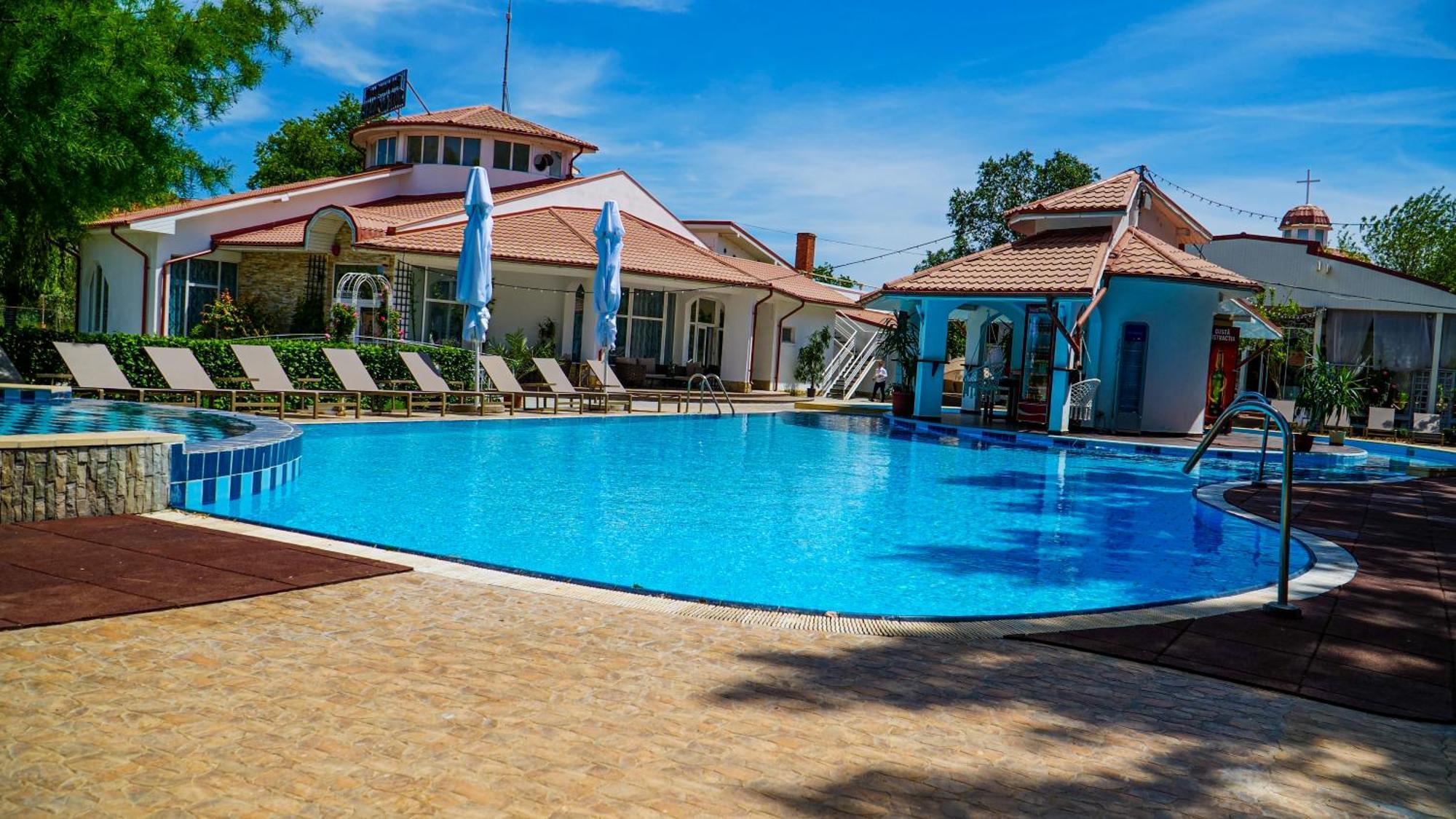 Steaua Apelor Family Resort Nufaru Esterno foto