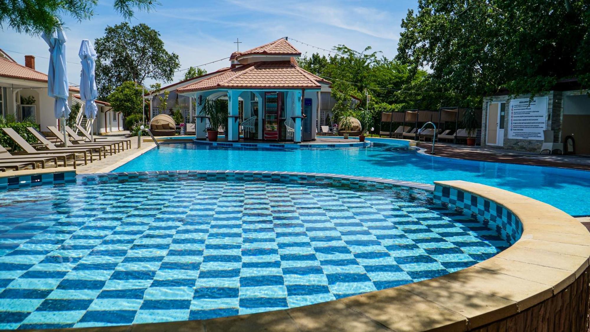 Steaua Apelor Family Resort Nufaru Esterno foto