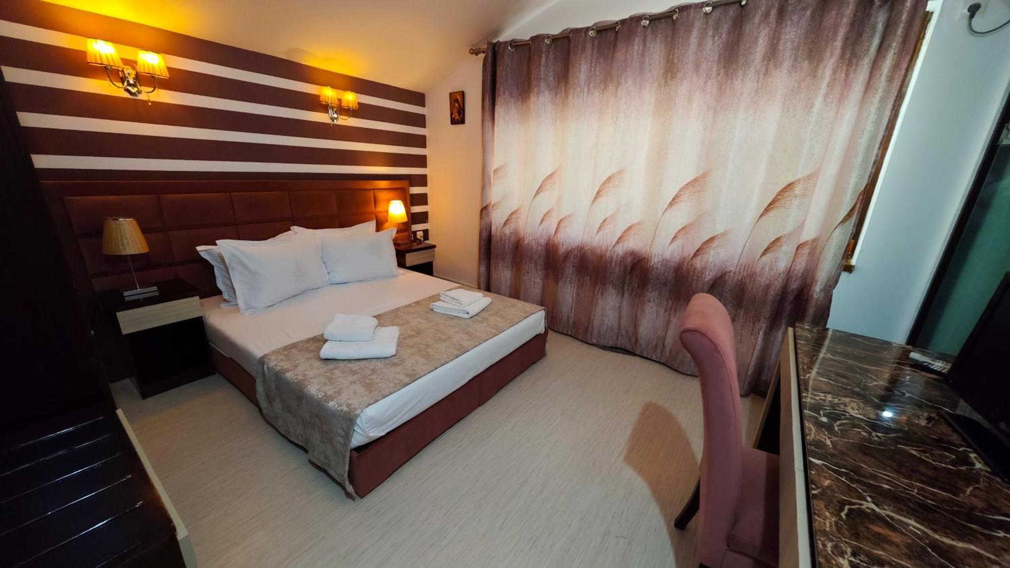 Steaua Apelor Family Resort Nufaru Esterno foto