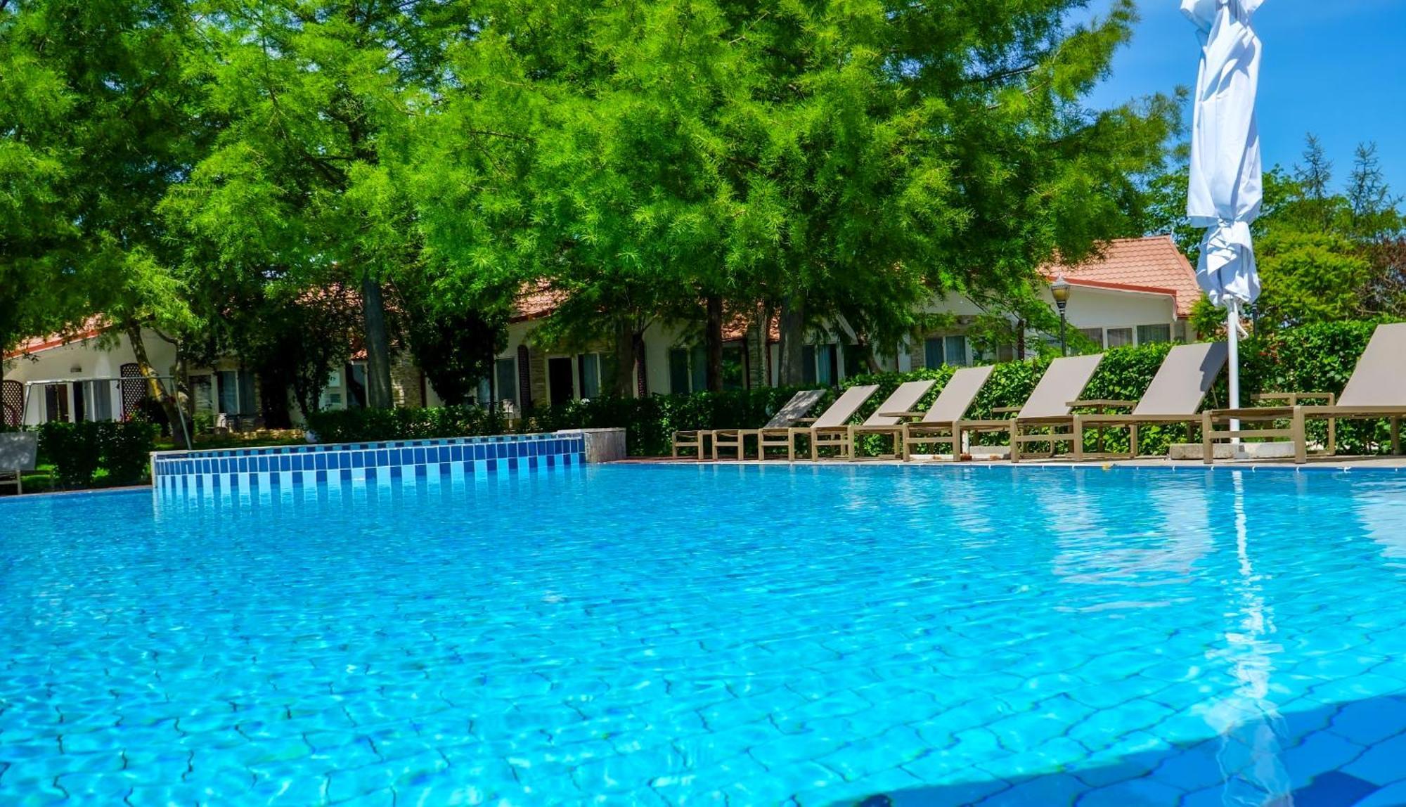 Steaua Apelor Family Resort Nufaru Esterno foto