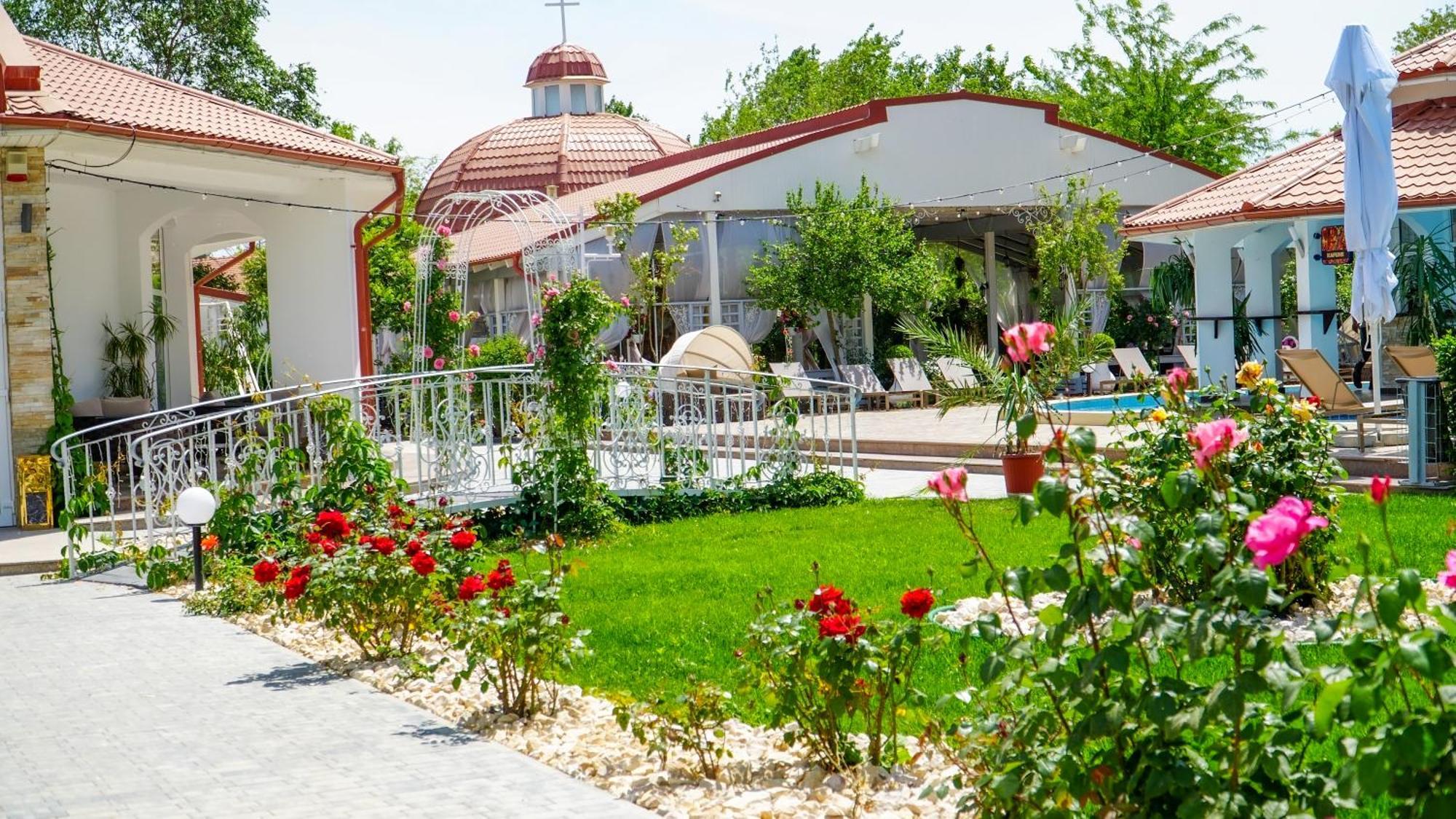 Steaua Apelor Family Resort Nufaru Esterno foto