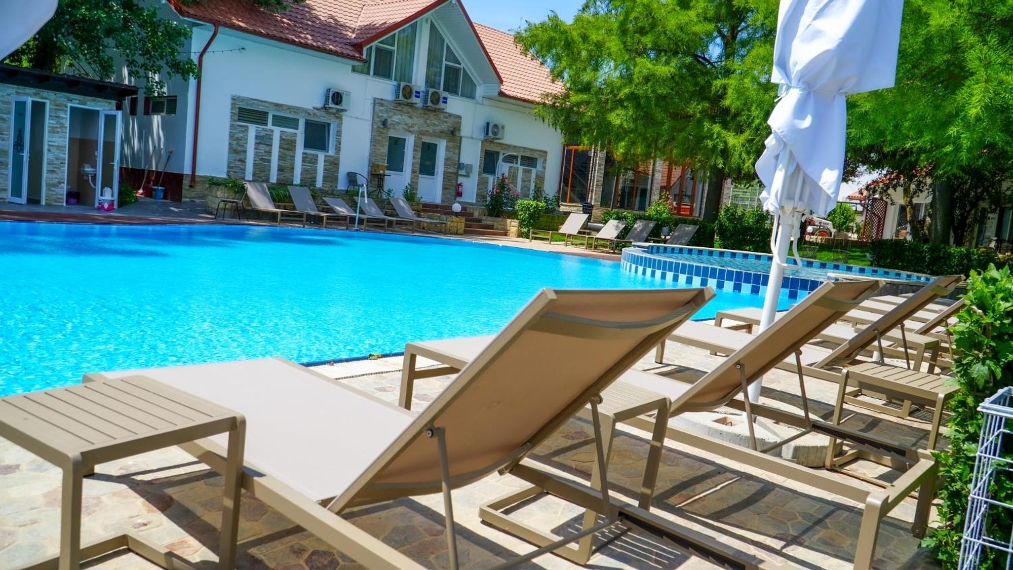 Steaua Apelor Family Resort Nufaru Esterno foto