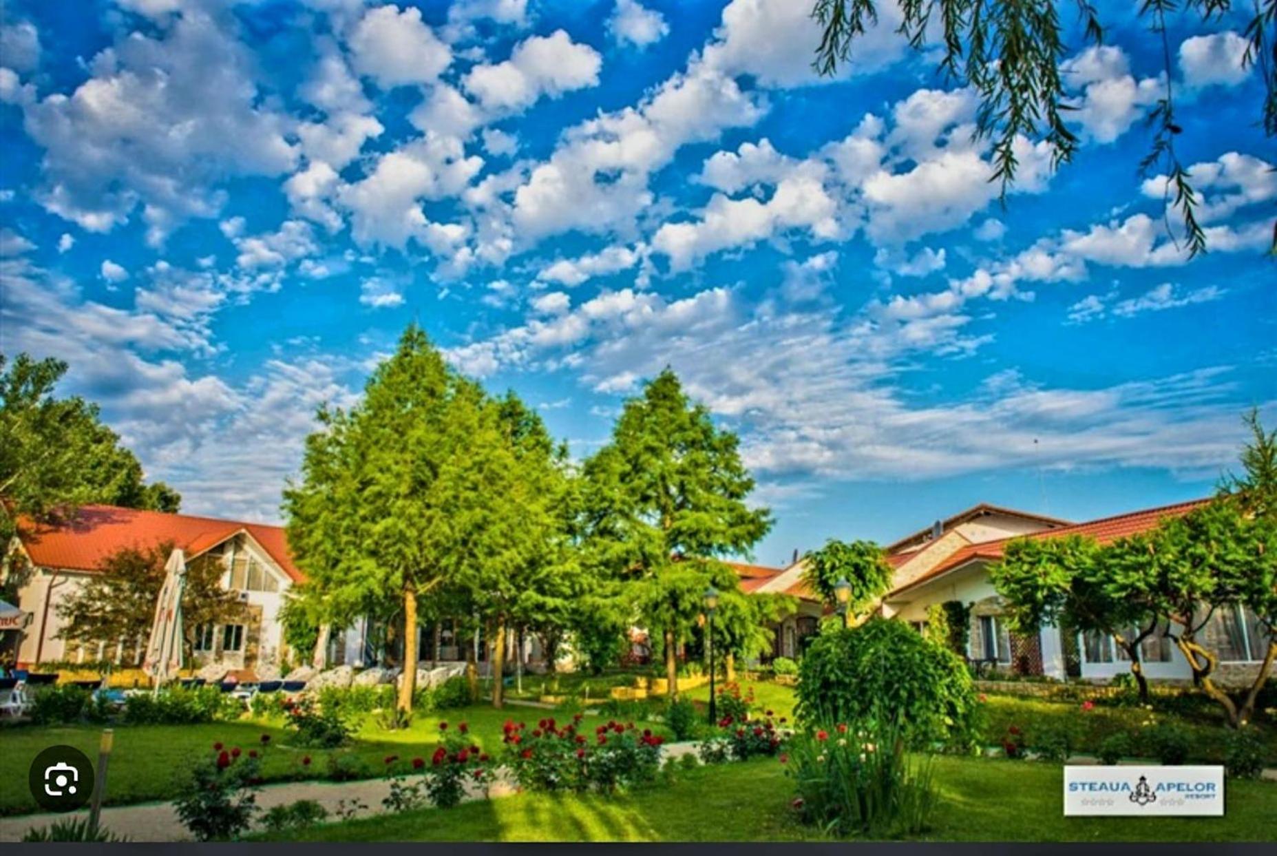 Steaua Apelor Family Resort Nufaru Esterno foto